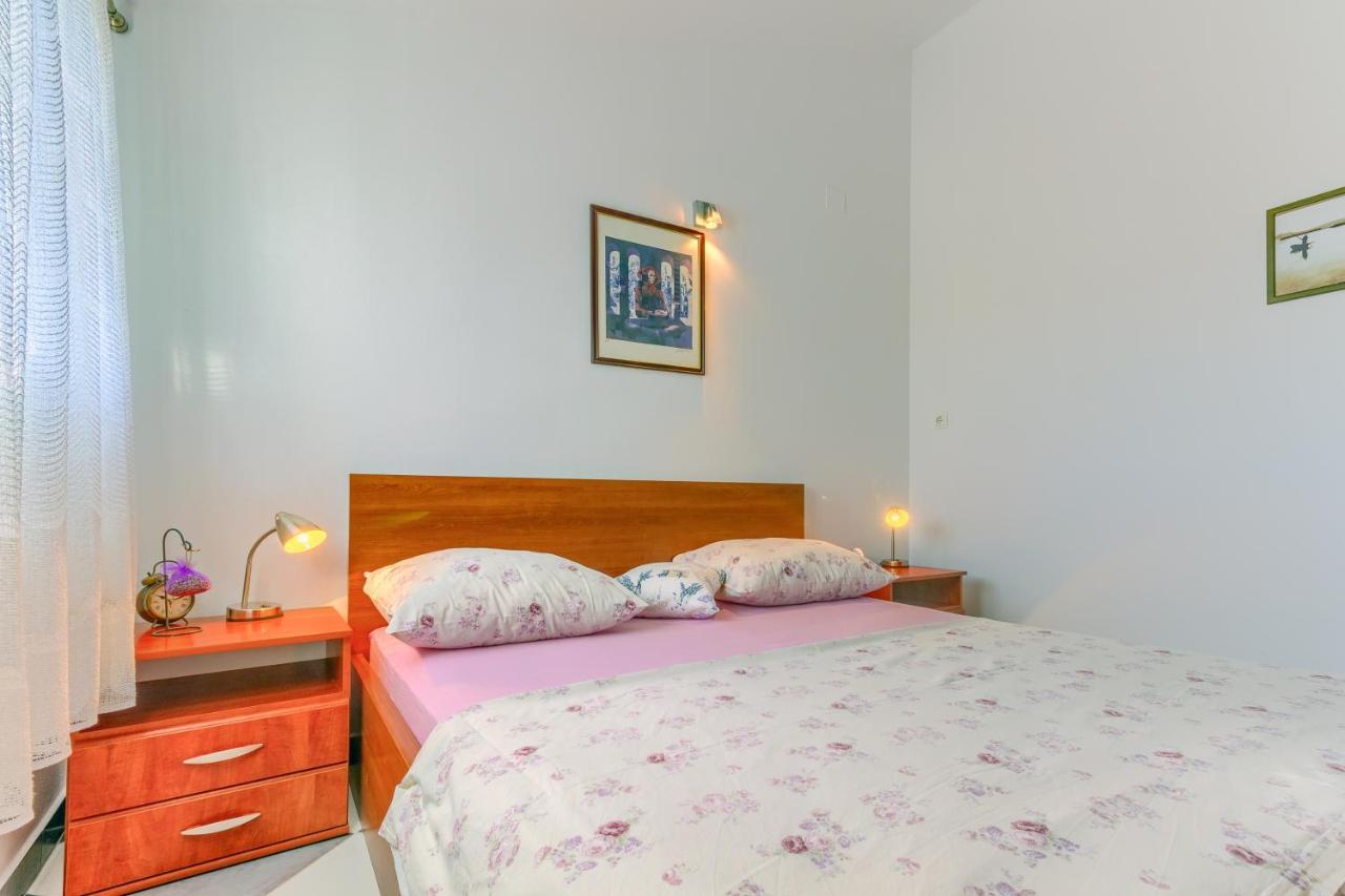Apartmani Vukicevic Vodice Buitenkant foto