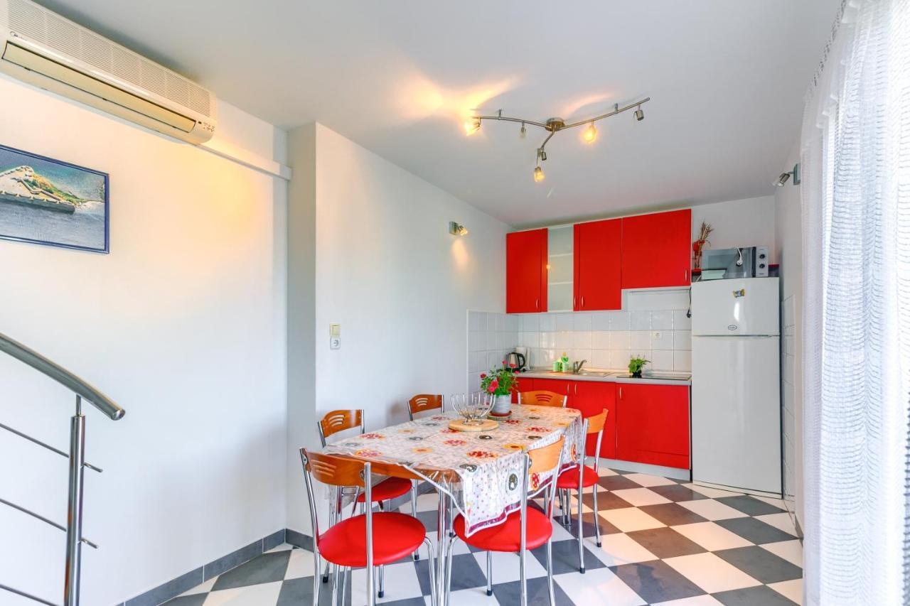 Apartmani Vukicevic Vodice Buitenkant foto