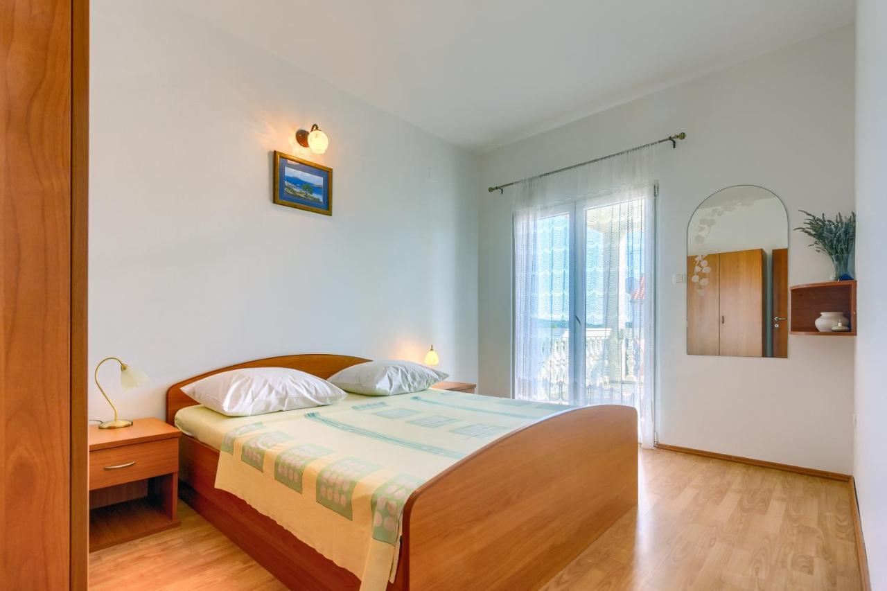Apartmani Vukicevic Vodice Buitenkant foto