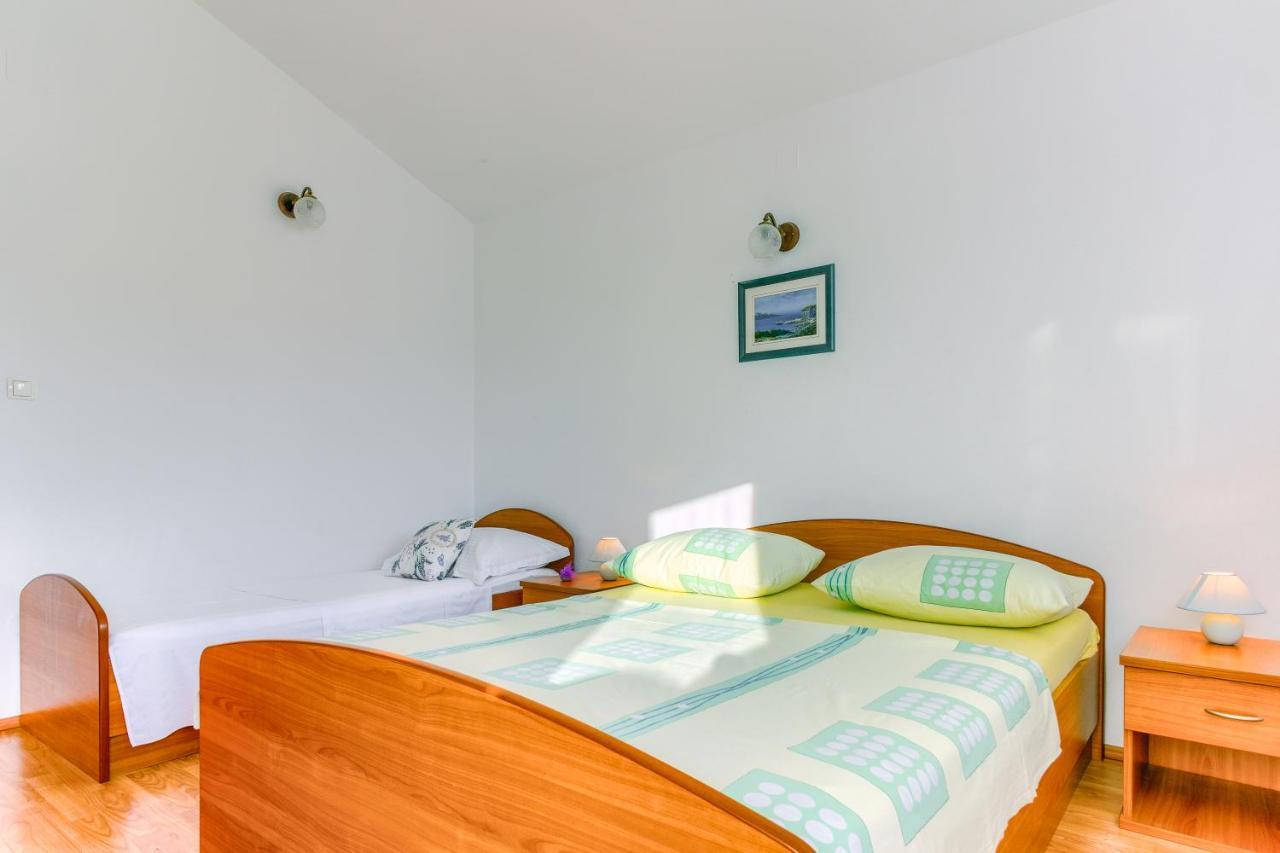 Apartmani Vukicevic Vodice Buitenkant foto
