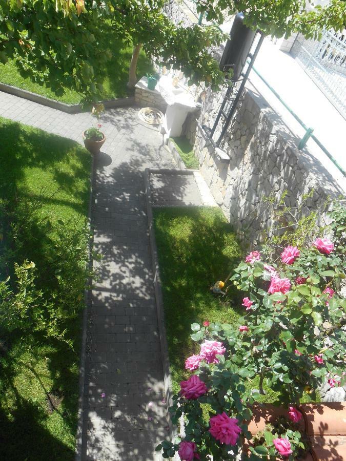 Apartmani Vukicevic Vodice Buitenkant foto