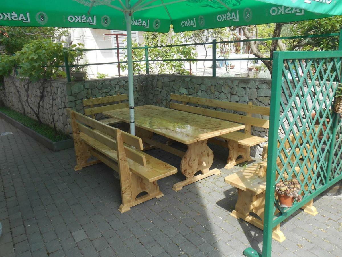 Apartmani Vukicevic Vodice Buitenkant foto