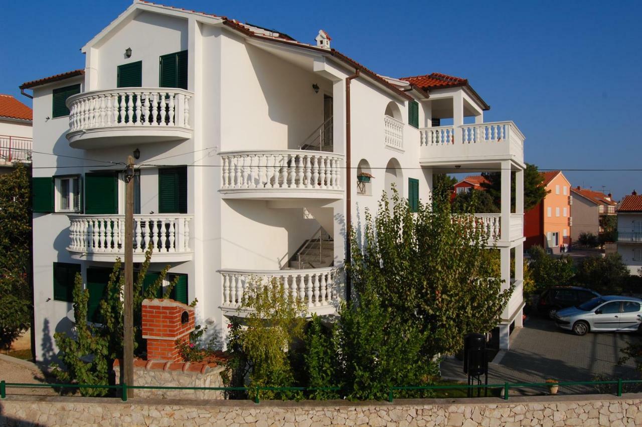 Apartmani Vukicevic Vodice Buitenkant foto