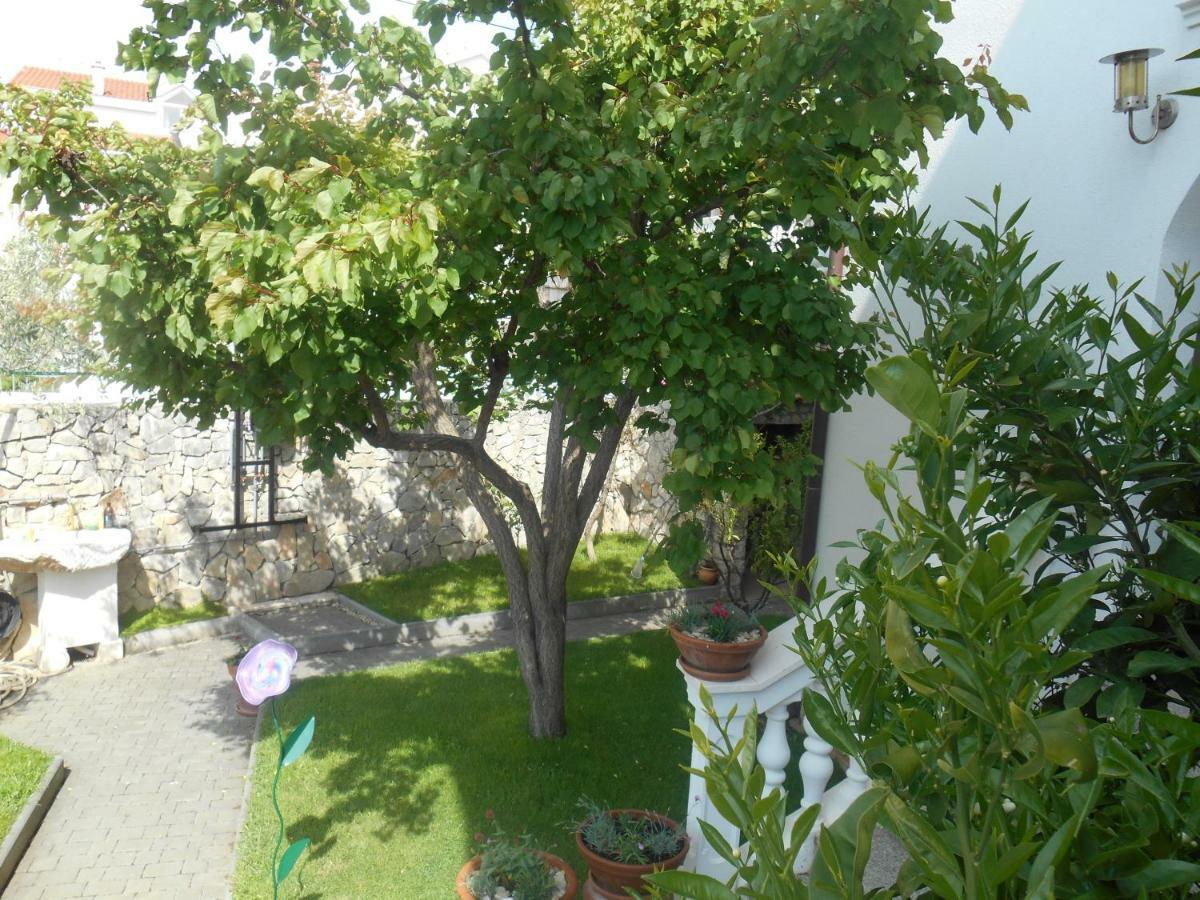 Apartmani Vukicevic Vodice Buitenkant foto